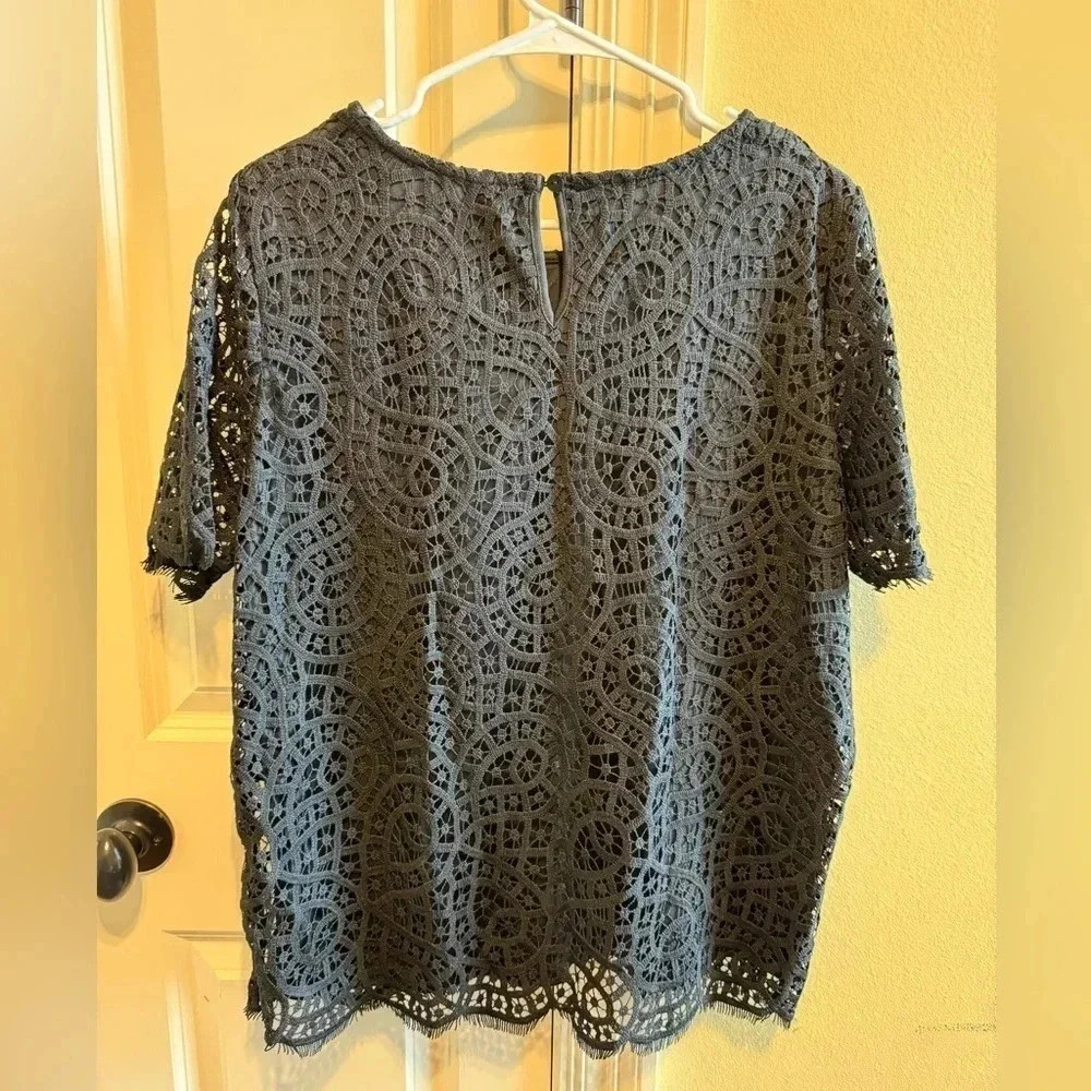 Philosophy Women’s Black Lace Top Sz Large - Picture 8 of 11